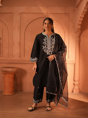 Womens Black Regular Kurti Sets