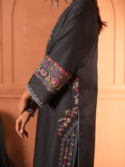 Womens Black Comfortable Kurti Sets