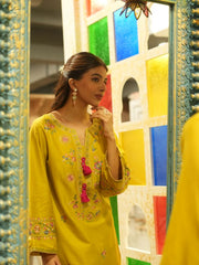 Womens Yellow Comfortable Kurti Sets