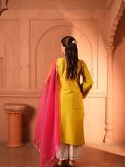 Womens Yellow Comfortable Kurti Sets