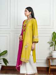 Womens Yellow Comfortable Kurti Sets