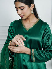 Womens Green Regular Kurti Sets