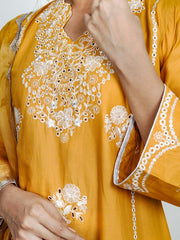 Womens Yellow Comfortable Kurti Sets