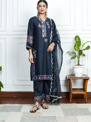 Womens Black Comfortable Kurti Sets