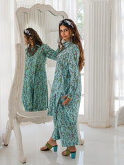 Womens Green Regular Kurti Sets