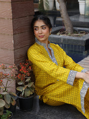 Womens Yellow Comfortable Kurti Sets