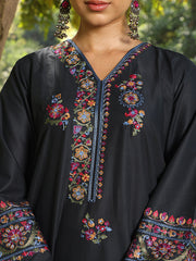 Womens Black Comfortable Kurti Sets