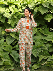 Womens Orange Comfortable Kurti Sets
