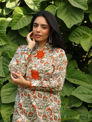 Womens Orange Comfortable Kurti Sets