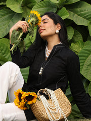 Womens Black Comfortable Kurti Sets