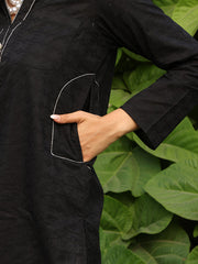 Womens Black Comfortable Kurti Sets